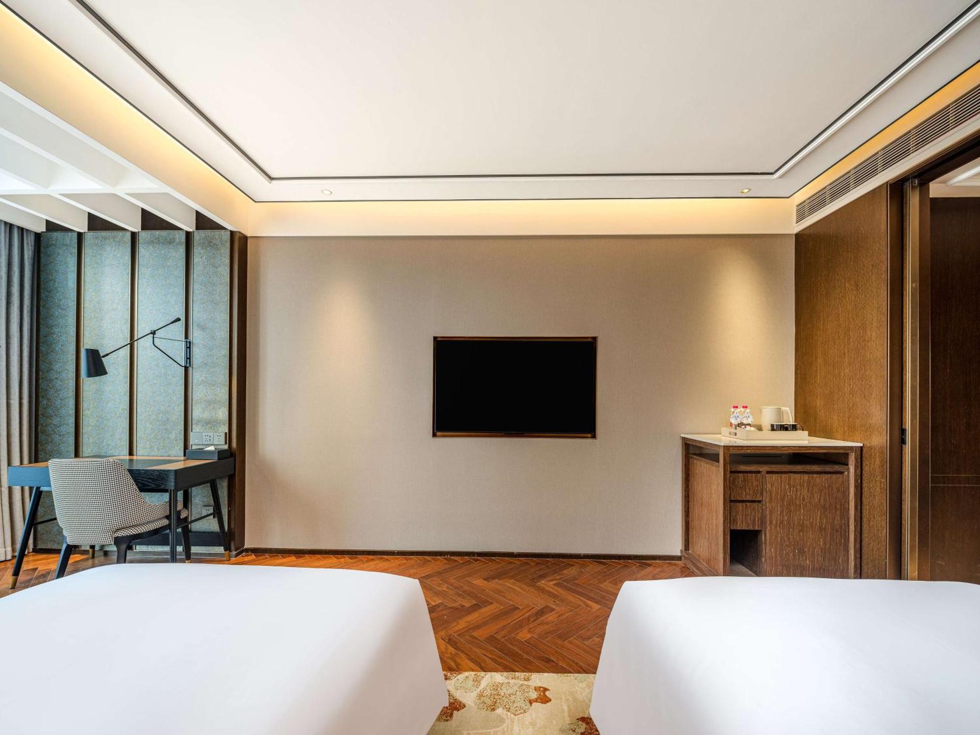 Hilton Garden Inn Beijing Guomao エクステリア 写真