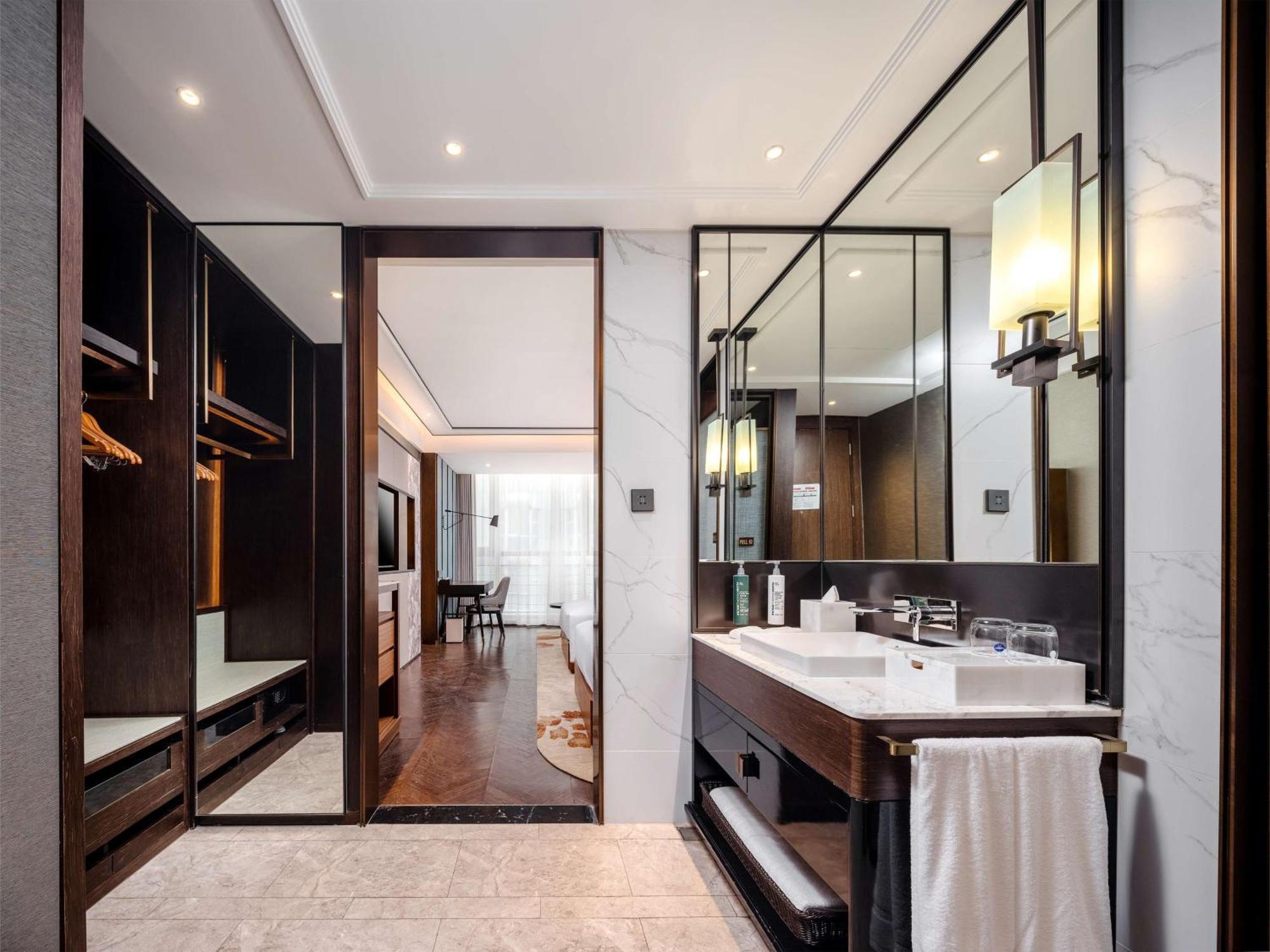 Hilton Garden Inn Beijing Guomao エクステリア 写真