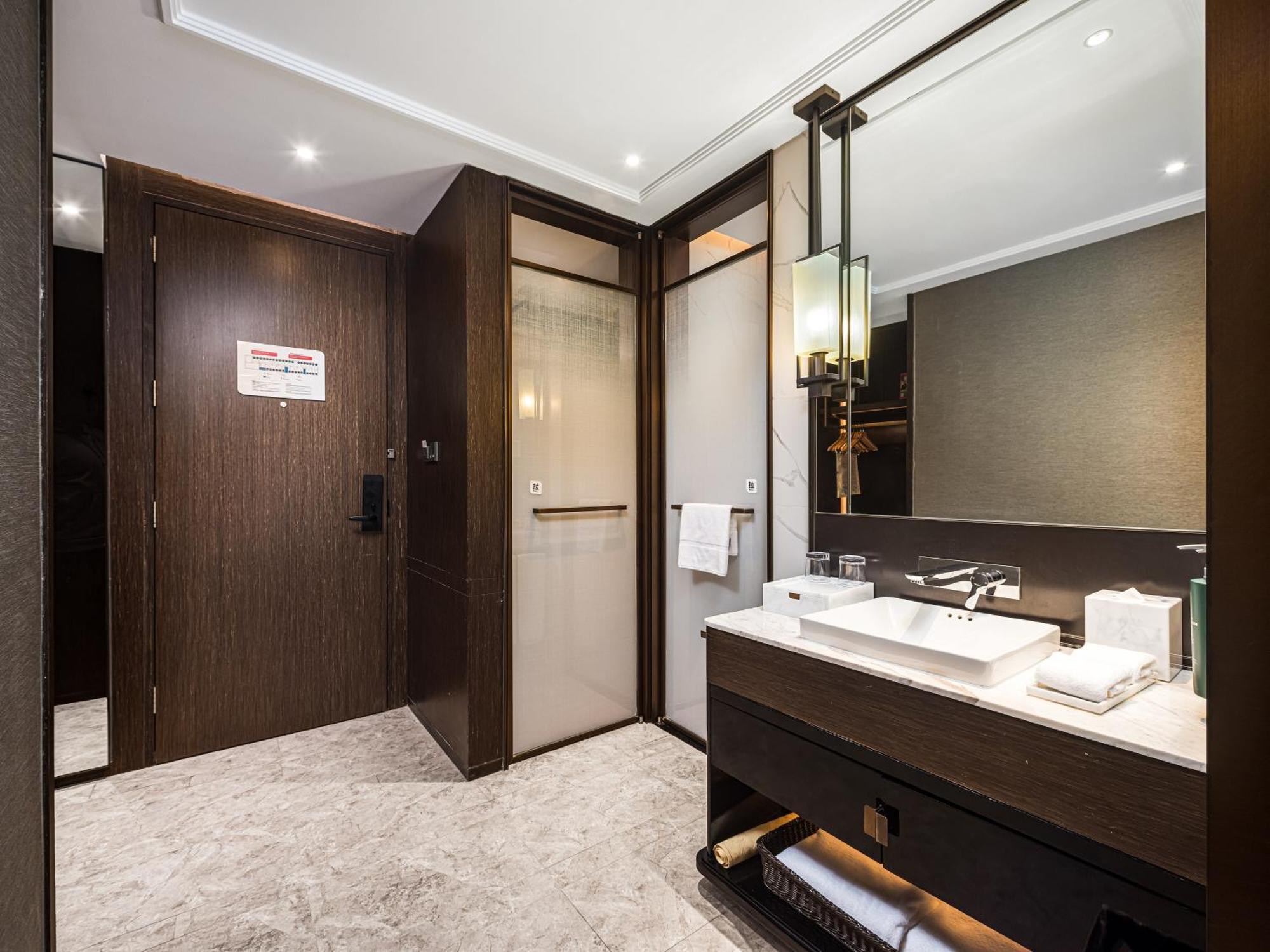 Hilton Garden Inn Beijing Guomao エクステリア 写真